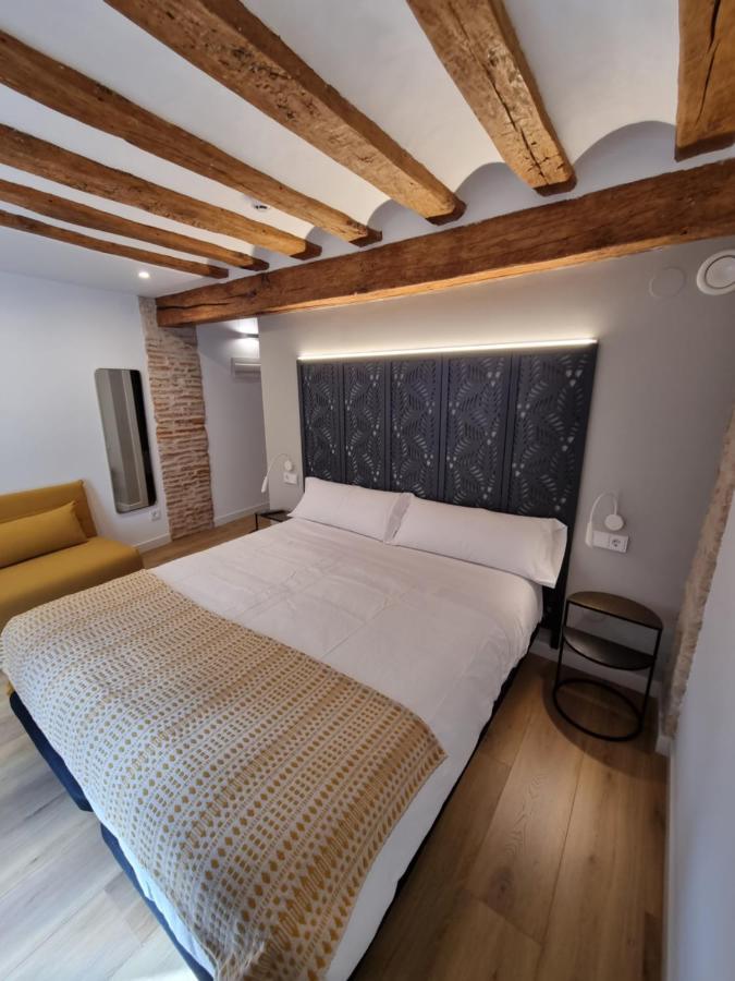 Hostal La Rua Эстелла Экстерьер фото